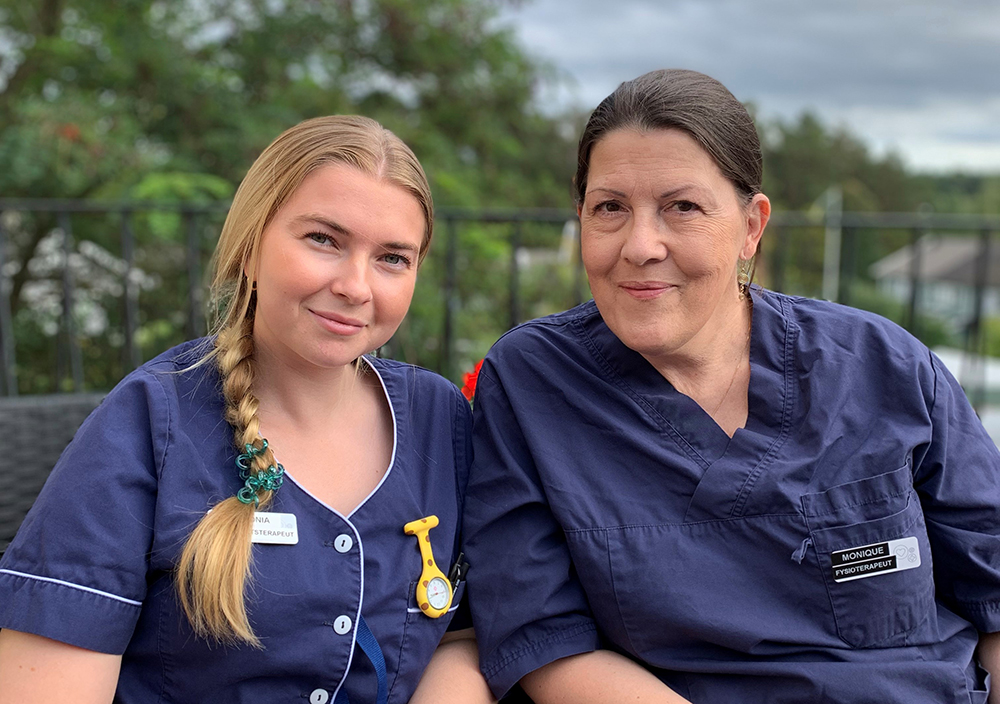 Antonia Rollby och Monique Nilsfors känner att deras arbete uppskattas, både av arbetsgivare och patienter.